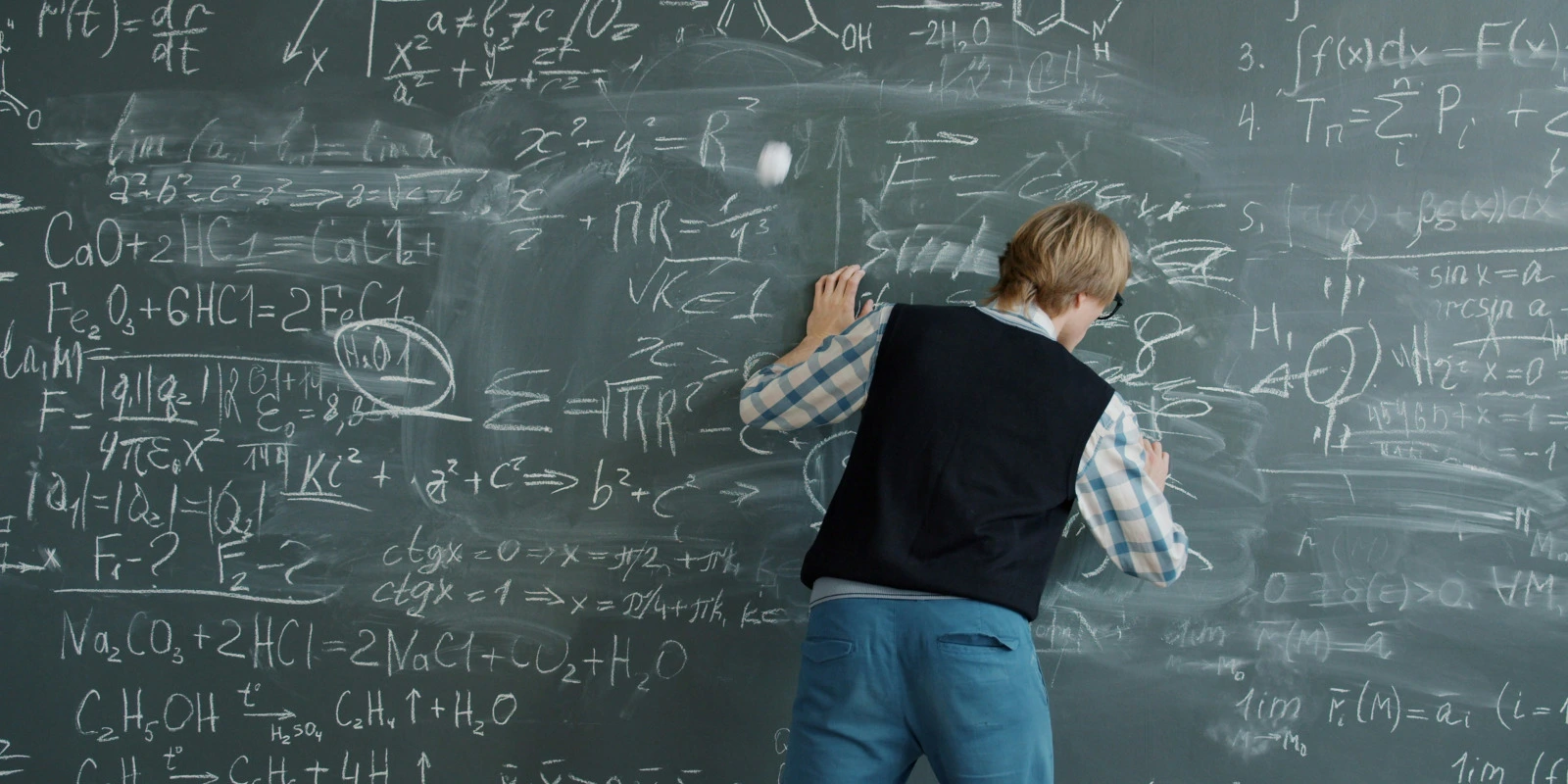 Comment Intégrer Une École d'Ingénieur Après Licence SPI